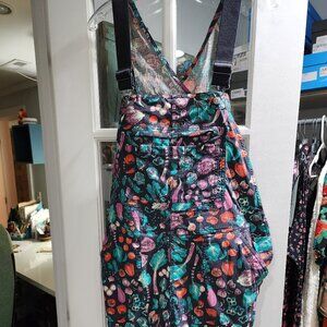 Duluth Trading Heirloom Gardening Short Overalls Vegetable Print